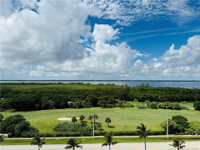 Building Photo - 8800 S Ocean Dr