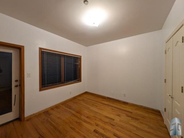 Building Photo - 3 bedroom in BROOKLYN NY 11225