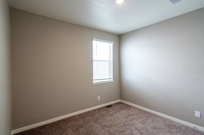 Building Photo - 5230 Janga Dr