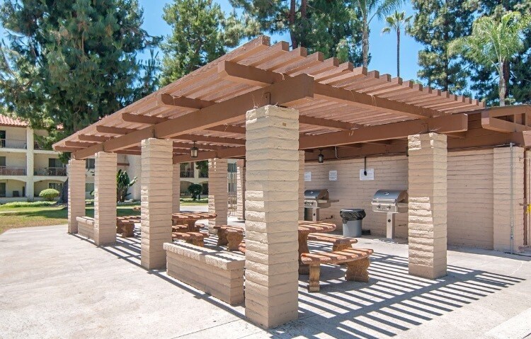 Building Photo - 10737 San Diego Mission Rd
