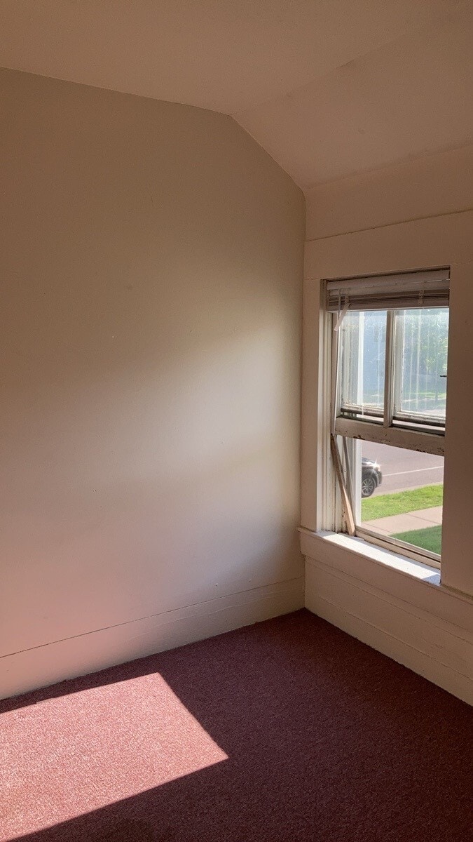 Building Photo - 614 Water St