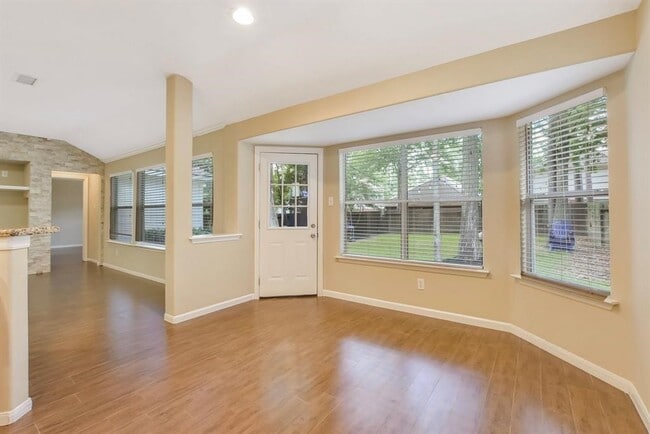Building Photo - 74 S Wynnoak Cir
