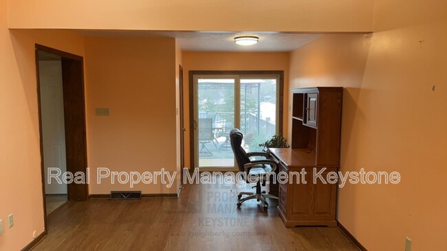 Building Photo - 1669 Charlton Heights Rd