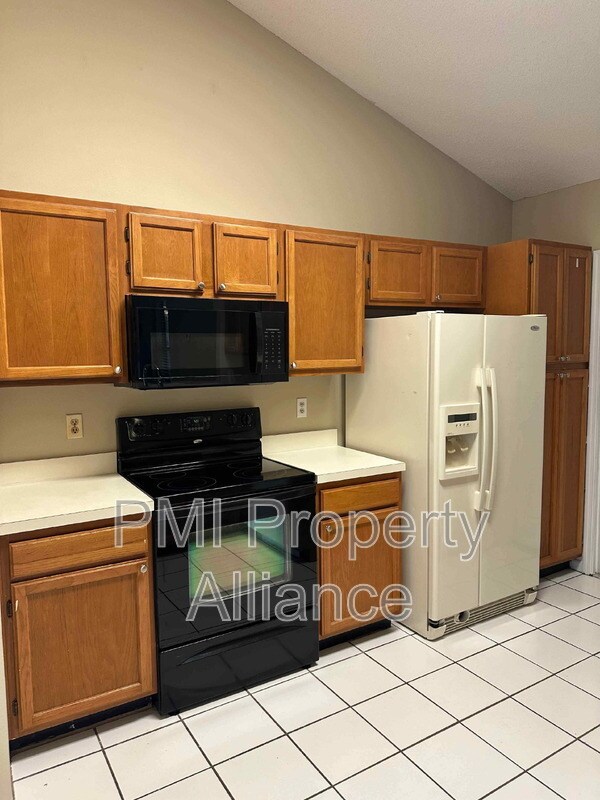 Building Photo - 1089 Covington St