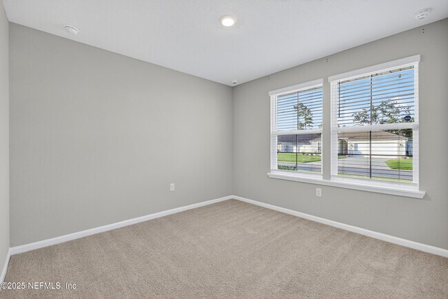 Building Photo - 66108 Edgewater Dr