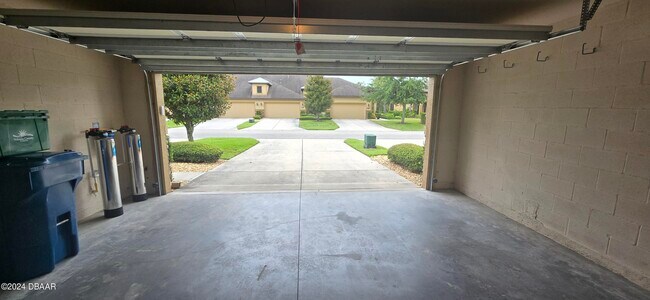Building Photo - 1068 Kilkenny Ln
