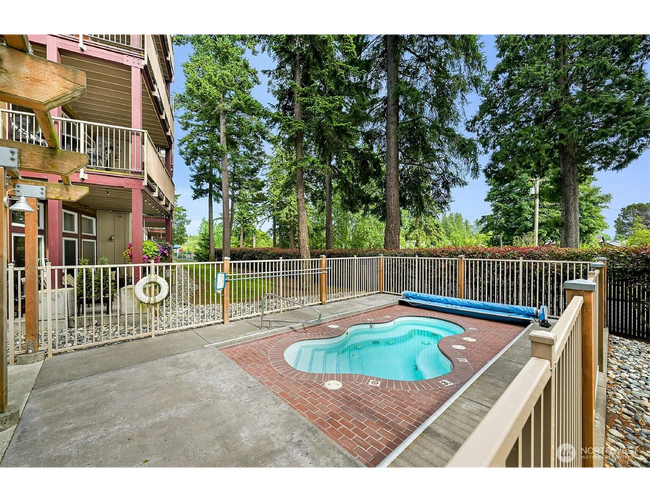Building Photo - Beach Condo In Birch Bay - 2 Bed/2 Bath - ...