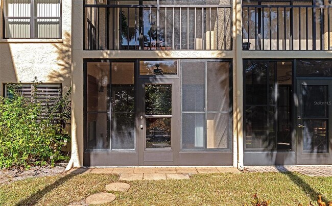 Building Photo - 425 30th Ave W