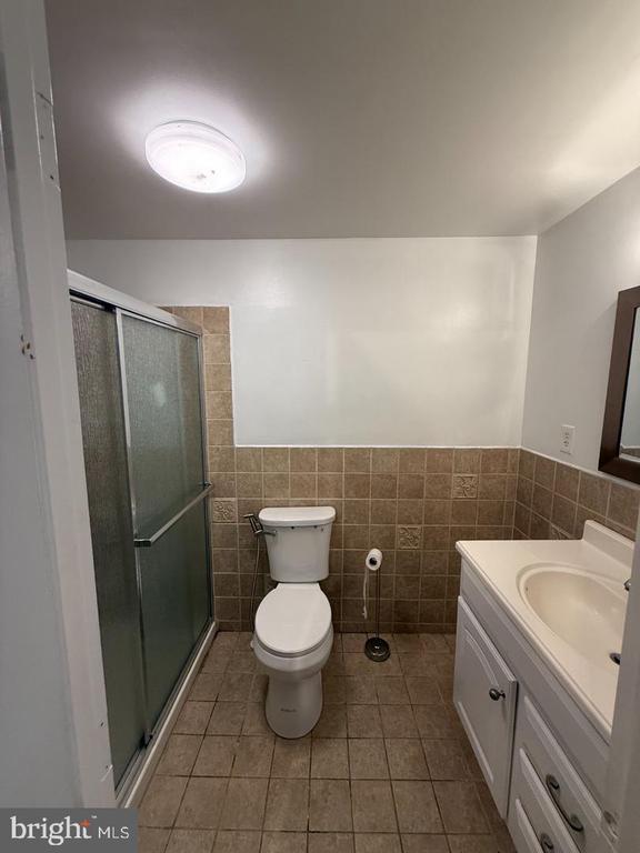 Building Photo - 12369 Manchester Way