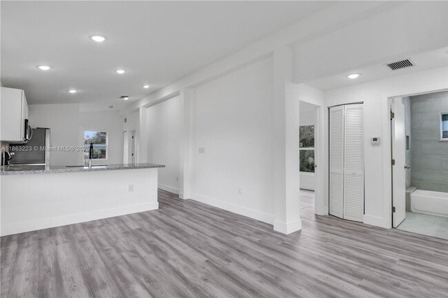 Building Photo - 7777 NW 8th Ct