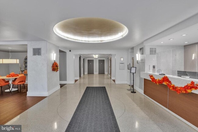 Building Photo - 4000 Tunlaw Rd NW