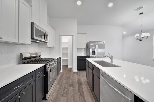 Building Photo - 141 County Rd 5102B