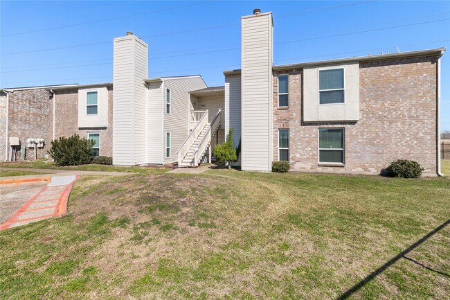 Building Photo - 7600 Emmett F Lowry Expy