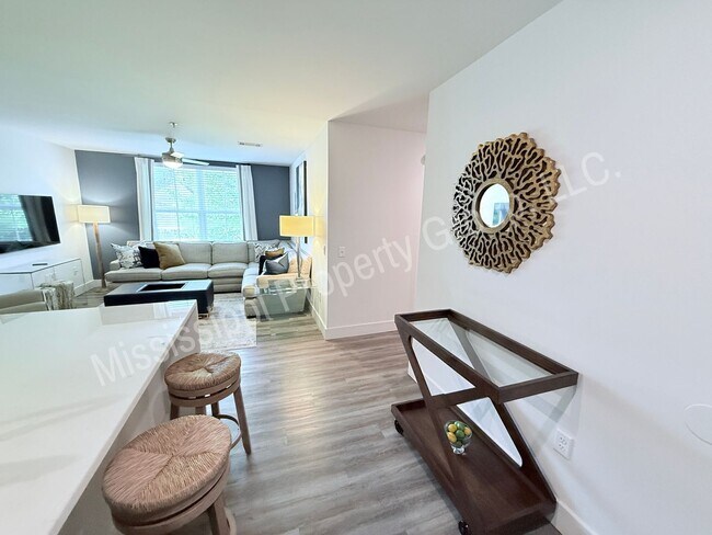 Building Photo - 3BR/3BA For Rent