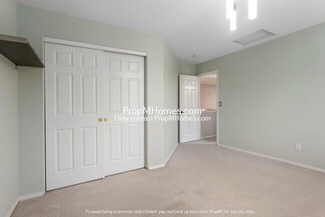 Building Photo - Spacious Five Bedroom Home in Progress Ridge!