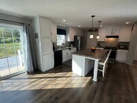 Building Photo - 456 Beede Hill Rd