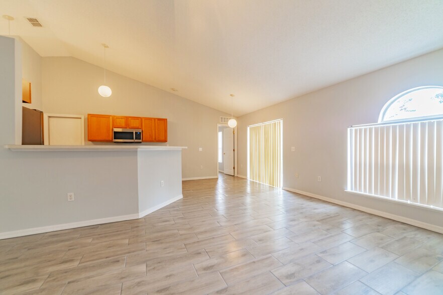 Building Photo - 5396 Berrien Ave
