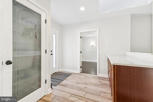 Building Photo - 22810 Ridge Rd