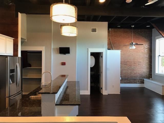 Building Photo - 2818 Lee St