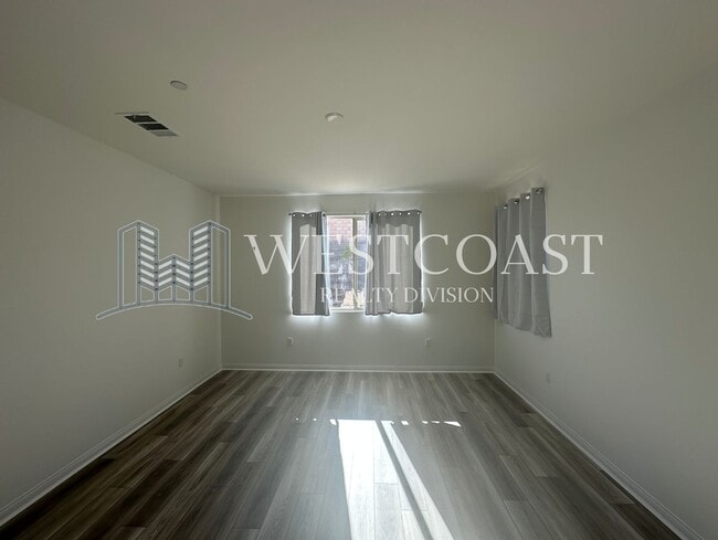 Building Photo - Modern 55+ Menifee Home w/ New Appliances | 2 Bed + Office | Available Jan 1