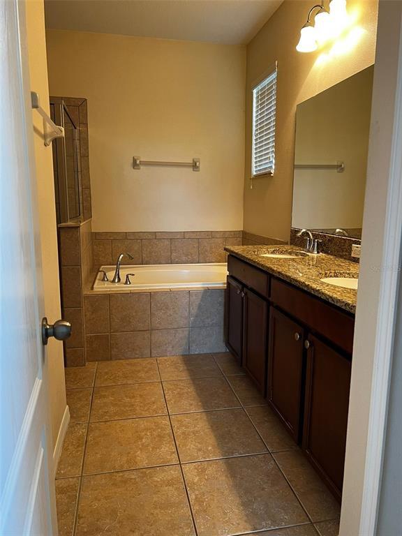 Building Photo - 2616 Carrickton Cir