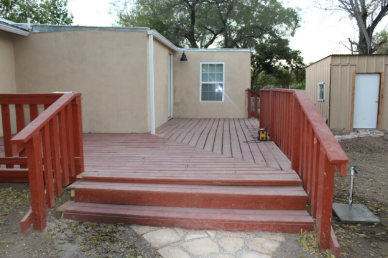 Building Photo - 18524 N Benton St