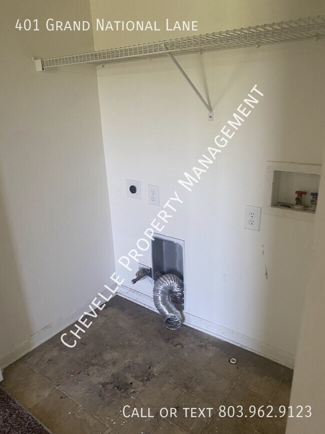 Building Photo - 401 Grand National Ln