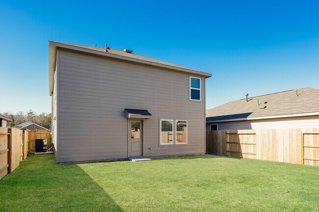 Building Photo - 18053 Trepito Ave