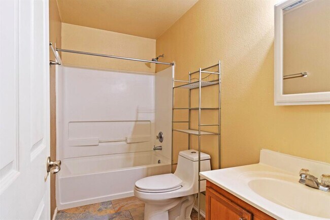 Building Photo - 7608 Cayenne Ln