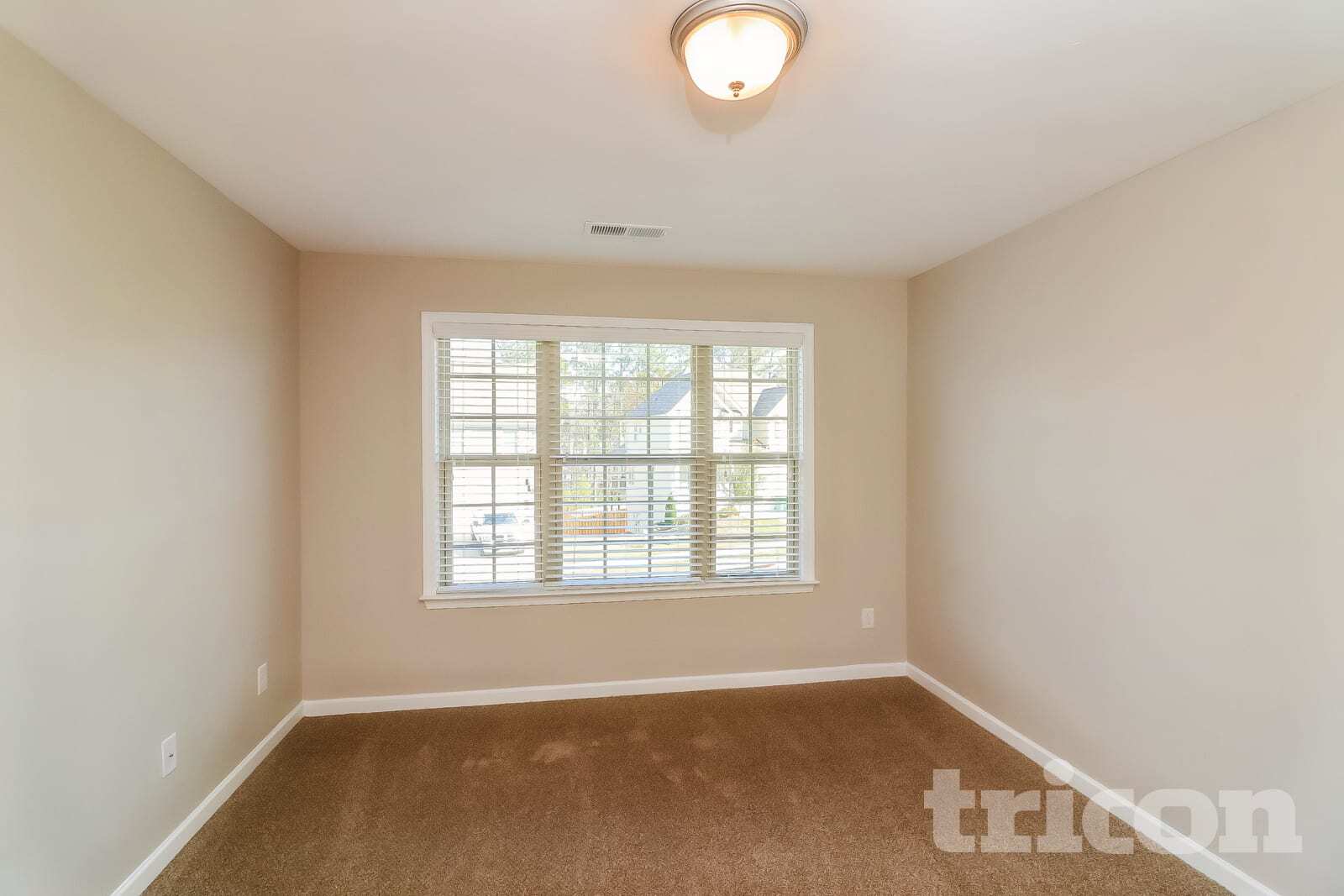 Building Photo - 309 Oxbow St