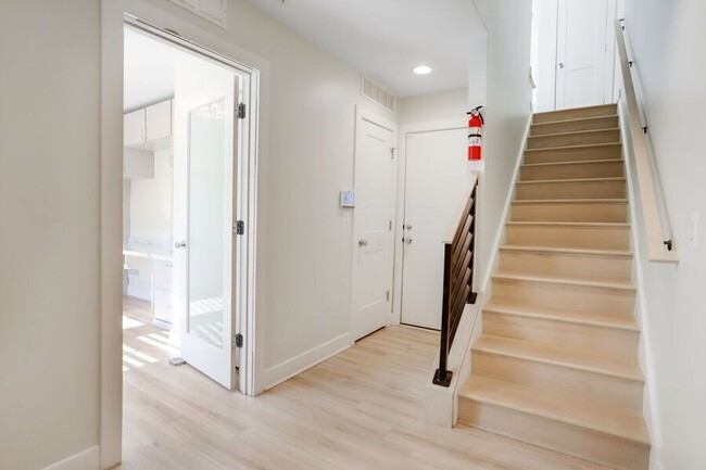 Building Photo - Beautiful Four Bedroom Abode in Brookland/...