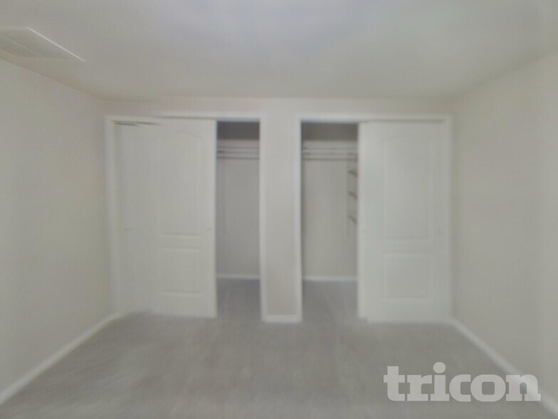 Building Photo - 5950 Fescue Dr