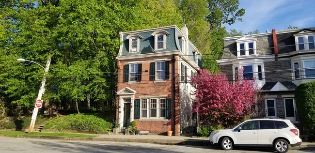 Primary Photo - 124 E Chestnut Hill Ave