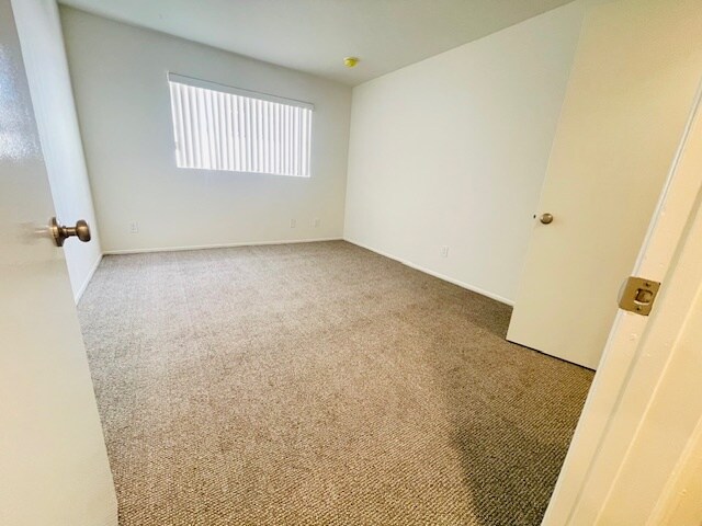 Building Photo - 112 S St Andrews Pl