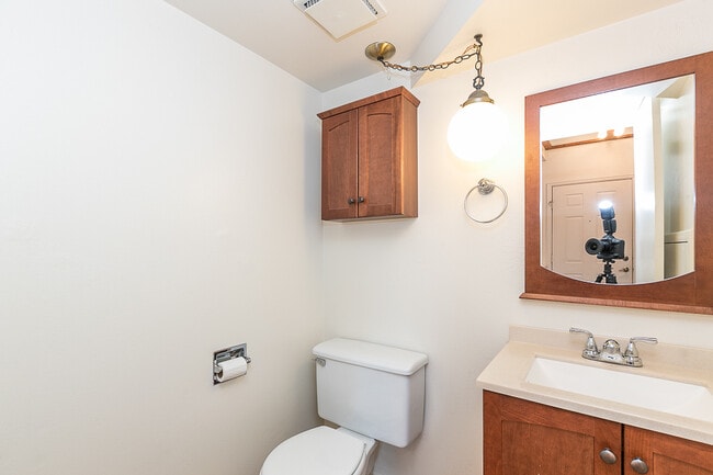 Building Photo - 9010 Zephyr Ct