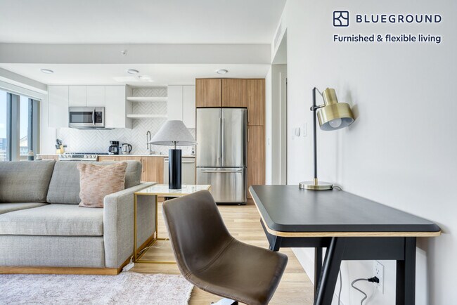 Building Photo - 447 17th St