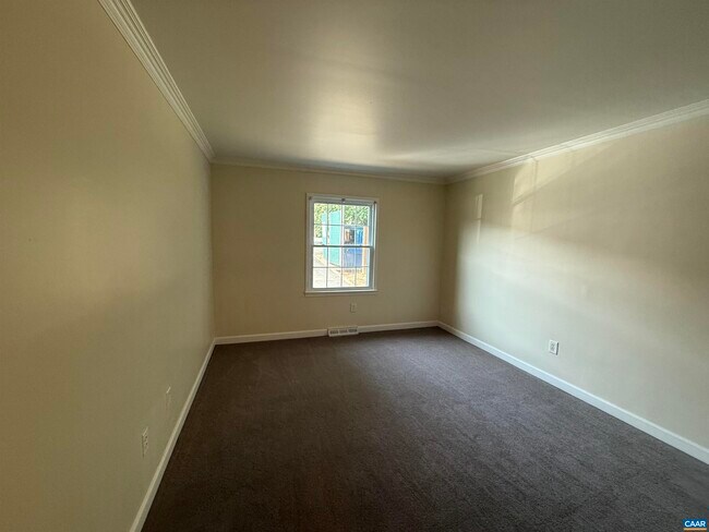 Building Photo - 111 Hessian Hills Ridge