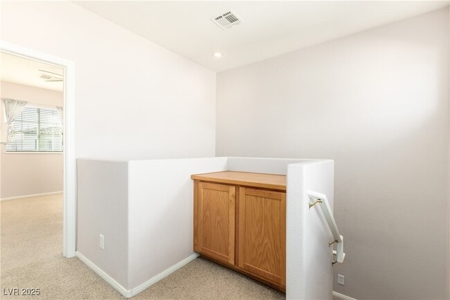 Building Photo - 1274 Willow Village Ave