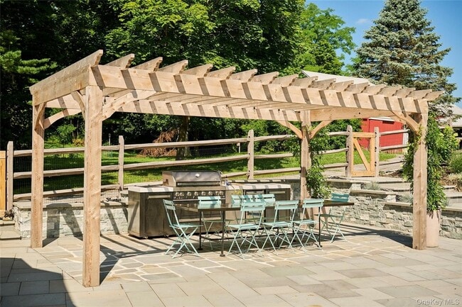 Building Photo - 41 Seelbach Ln