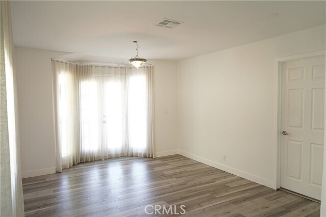 Building Photo - 8460 Hatillo Ave