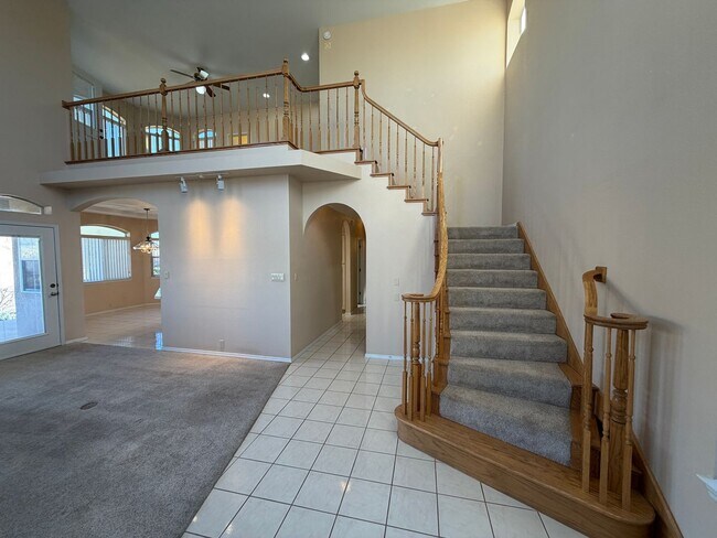 Building Photo - 2 Bedroom Home Available on Cul-De-Sac with Bosque Trail Access in Rivers Edge Rio Rancho!