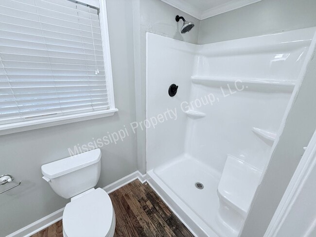 Building Photo - 3BR/3BA For Rent