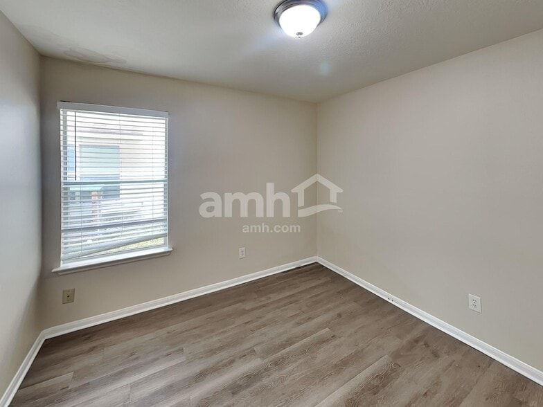 Building Photo - 12038 Green Butte Ct