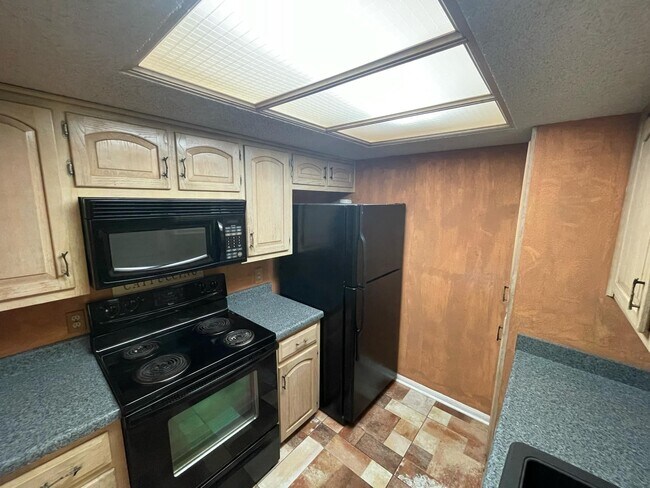 Building Photo - 11843 Braesview