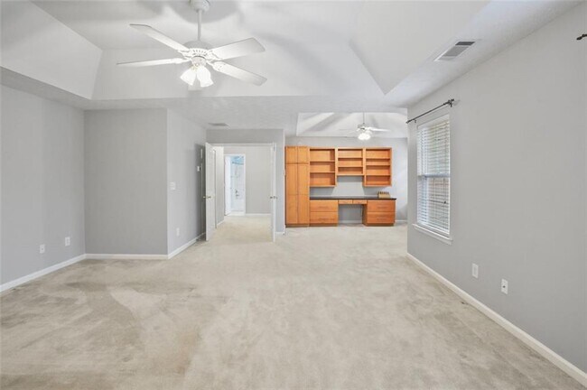 Building Photo - 2643 Whispering Pines Dr SW