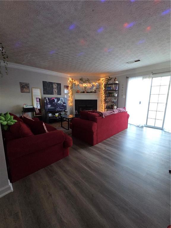 Building Photo - 6492 Charter Way