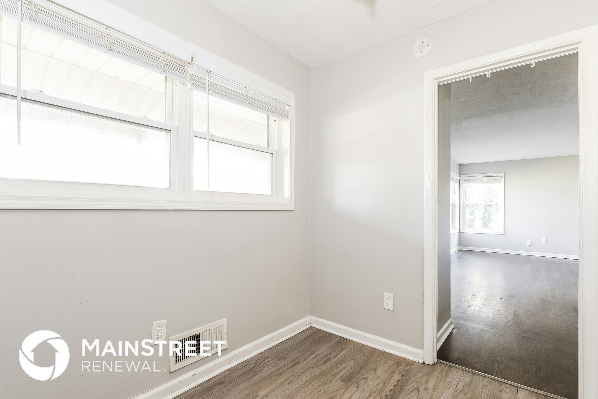 Building Photo - 7956 Coventry Ct