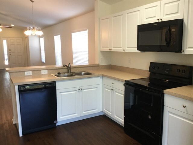 Building Photo - 7512 Oxford Garden Cir