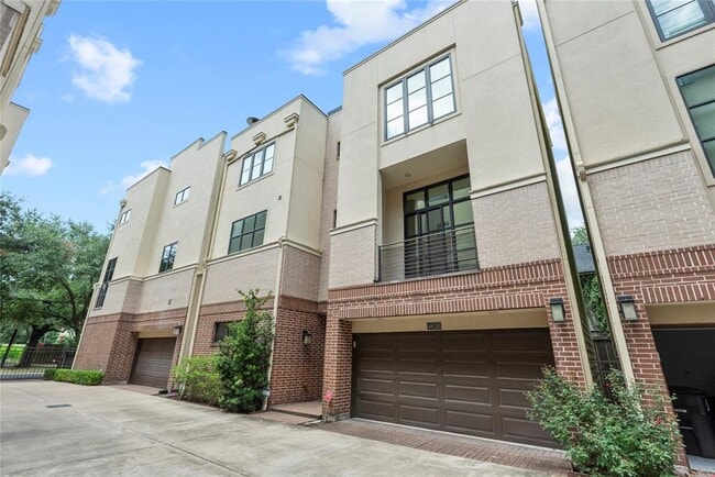 Building Photo - 4813 Caroline St