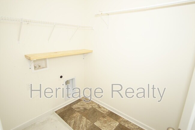 Building Photo - 1537 Sergeant Ln